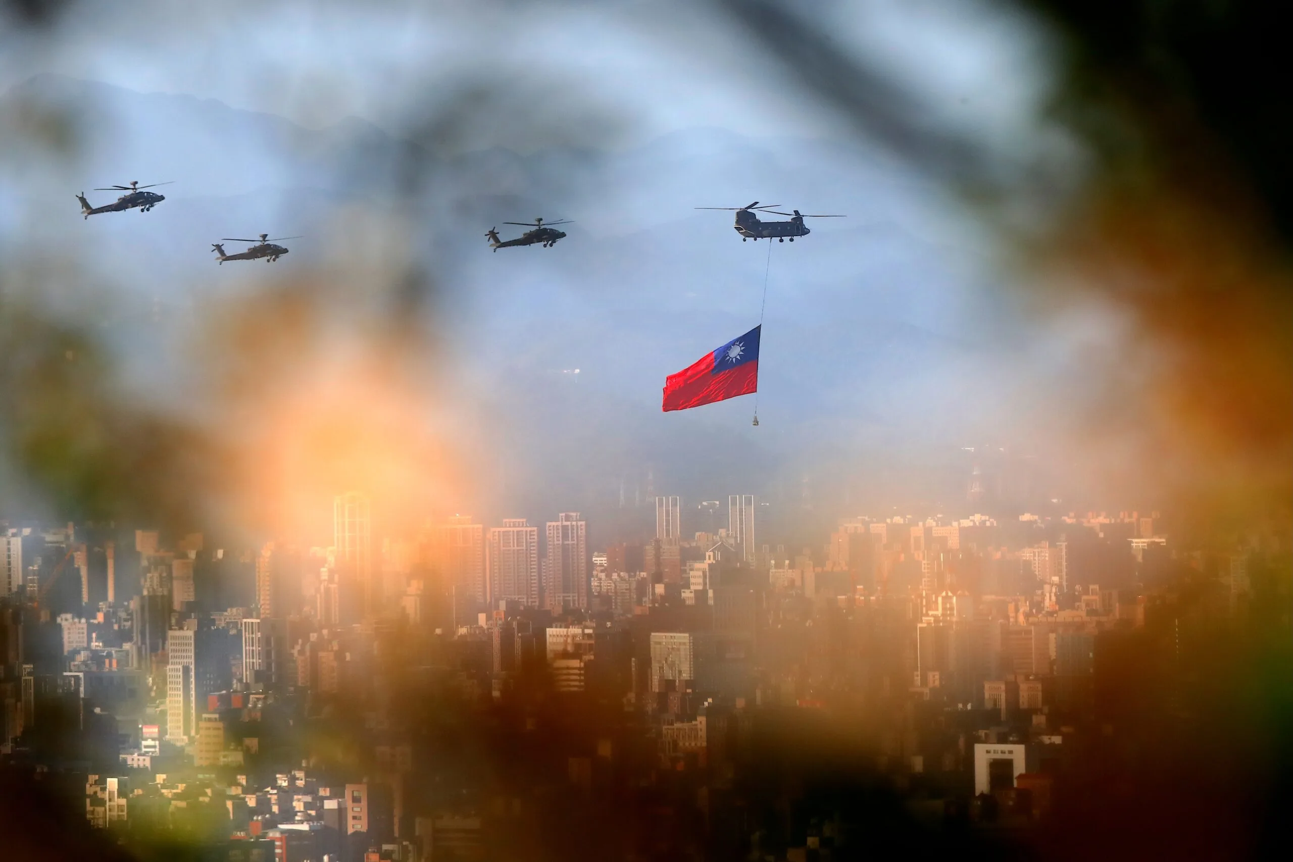 Chinese Military Reaping Benefits From Ukraine War Without Having To Fire A Single Shot