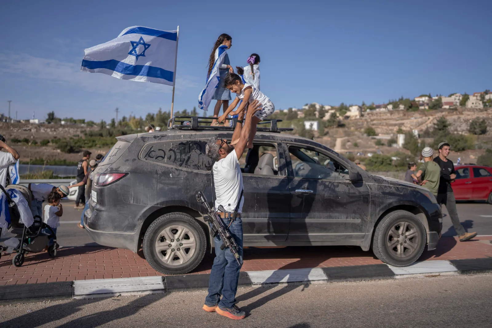 Israel Approves New West Bank Settlements as Gaza Peace Plan Stalls