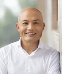 Zhengyu Huang
