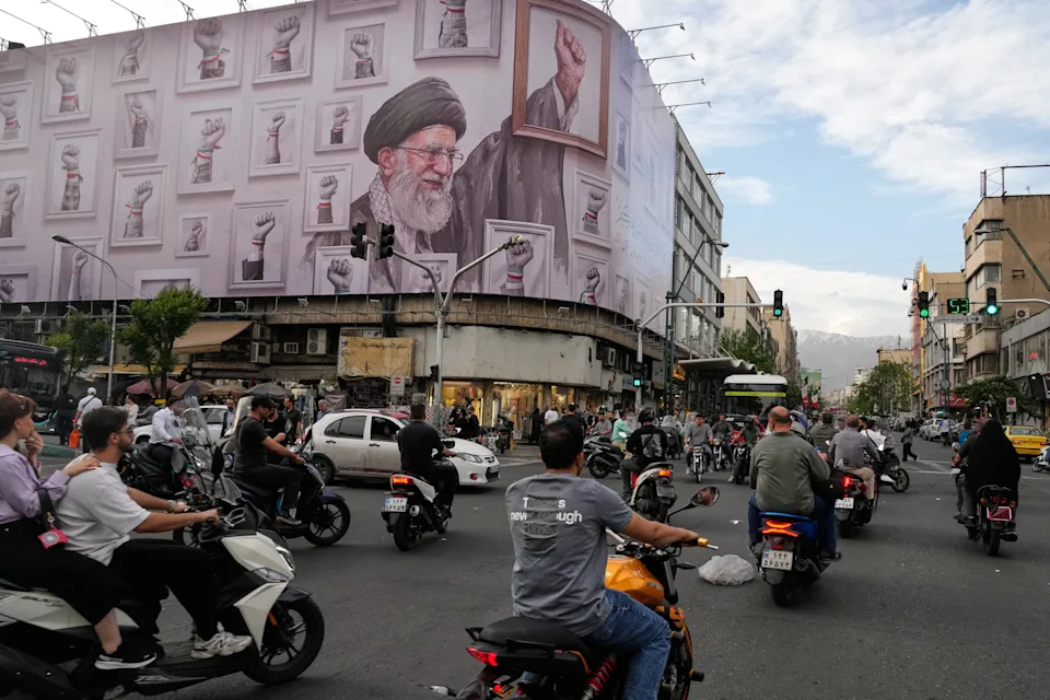 Soaring inflation and plummeting economy test Iran’s ability to withstand war and US blockade