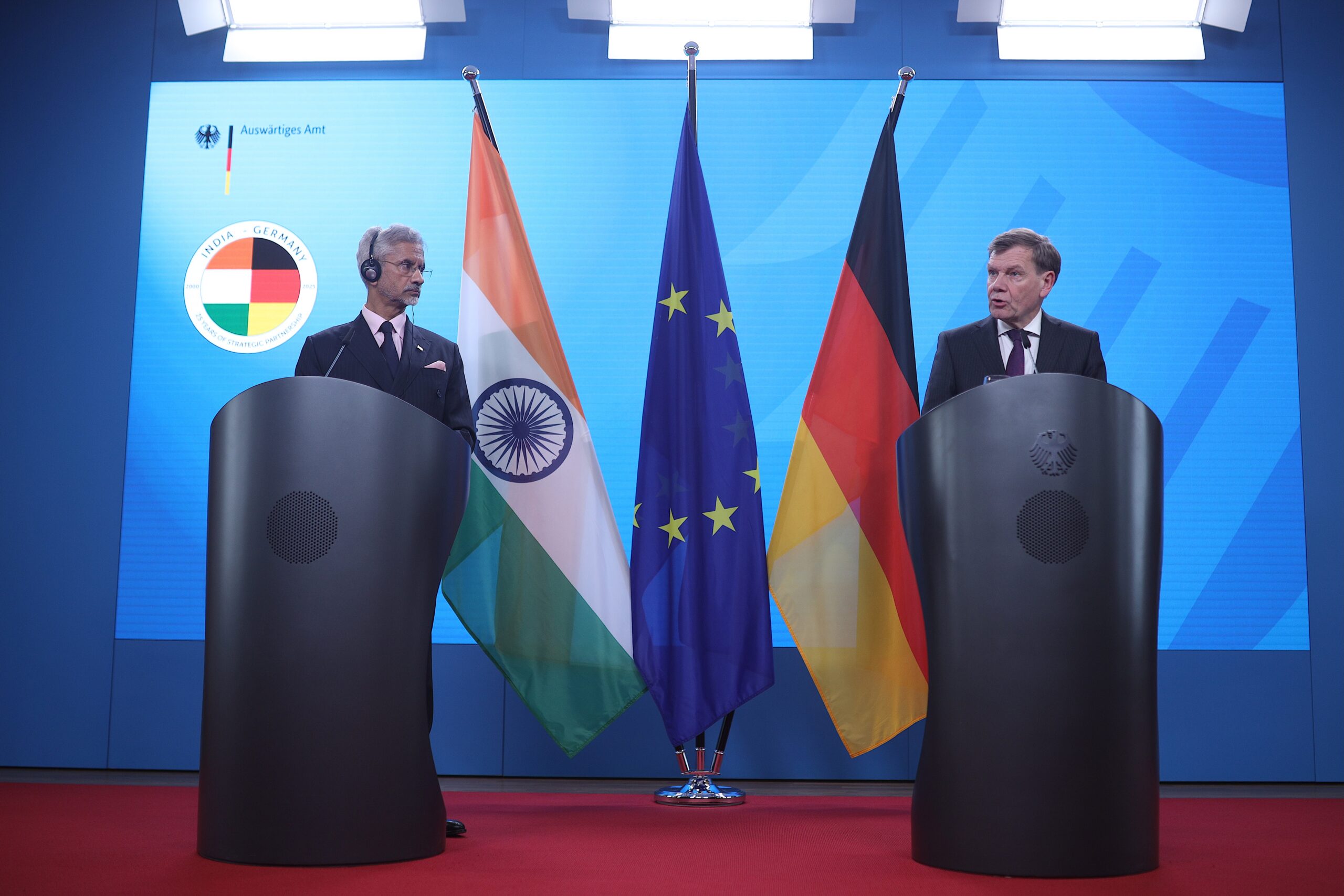 Workarounding While the International Order Fractures